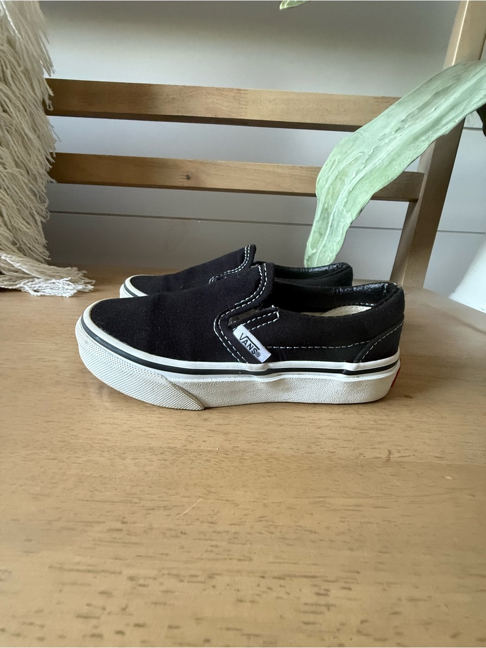 Vans slip on